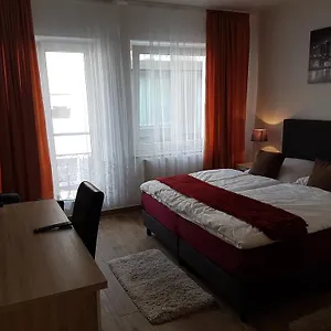 2* Otel Eigelstein