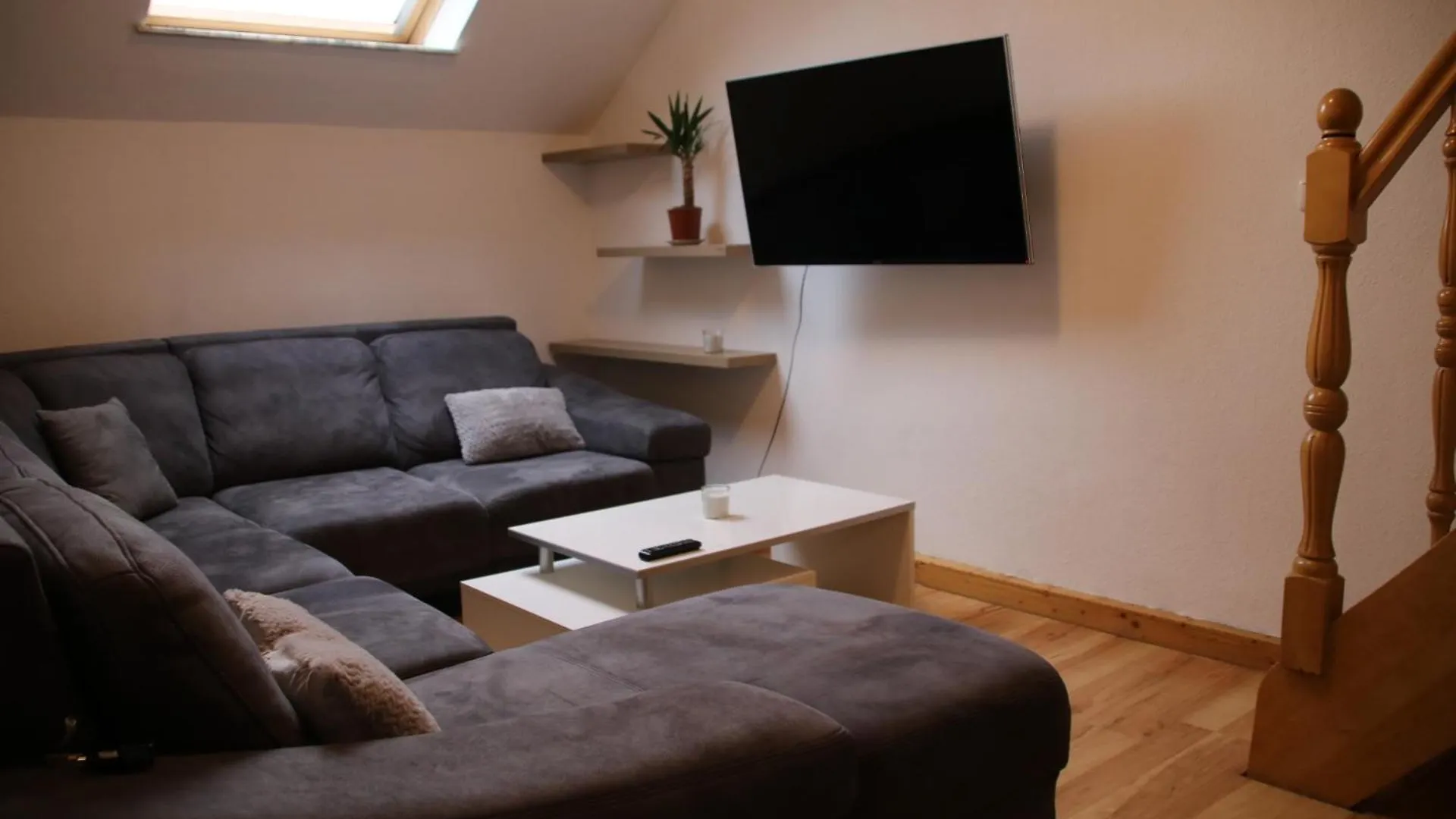 Dimis-Apartment location